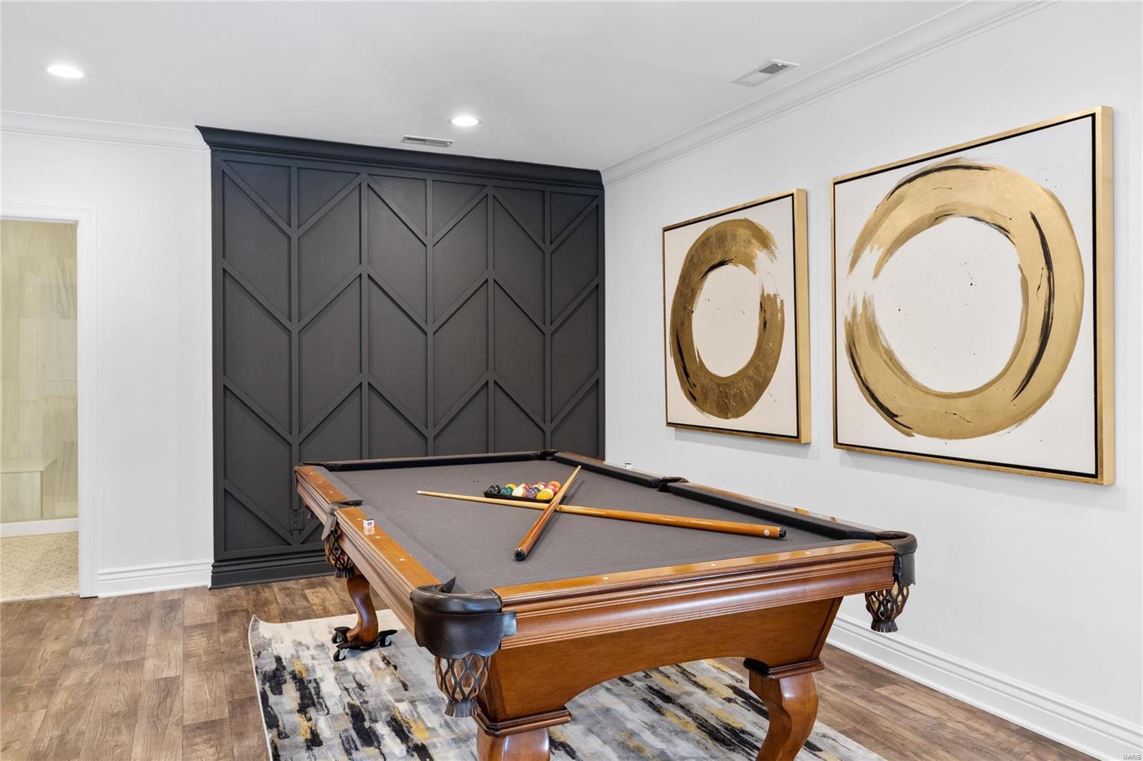 Whitmoor Upper Rdwy & Esmt - Residential