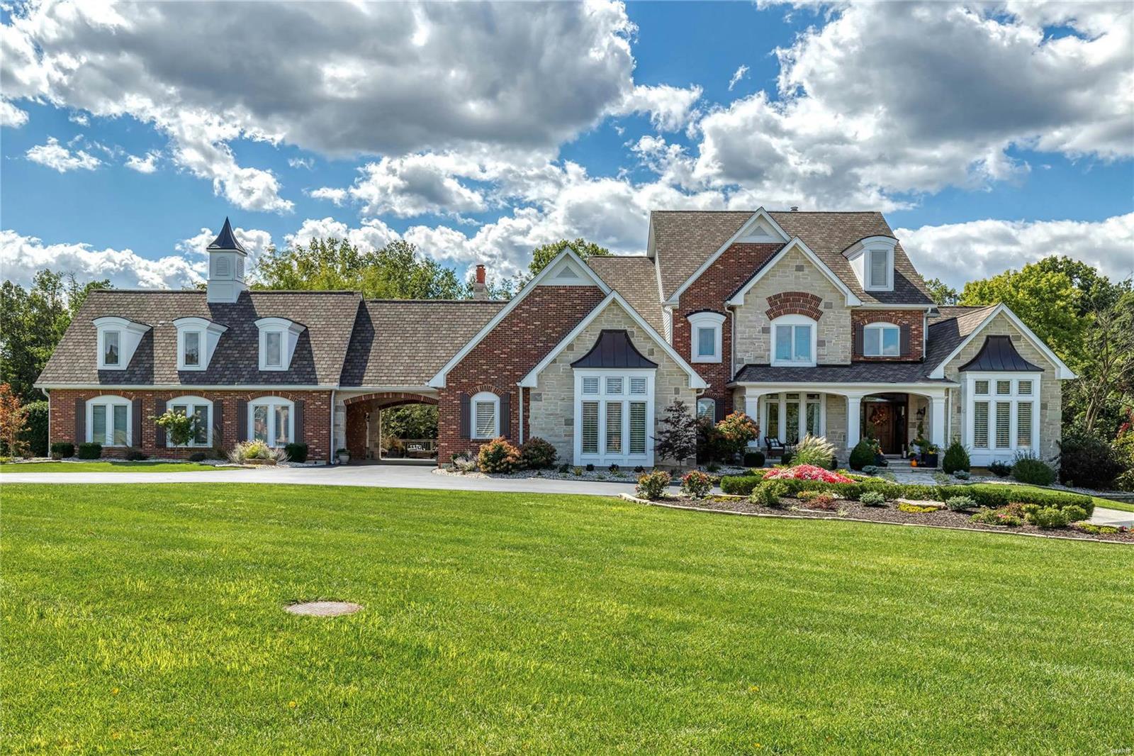 Whitmoor Upper Rdwy & Esmt - Residential