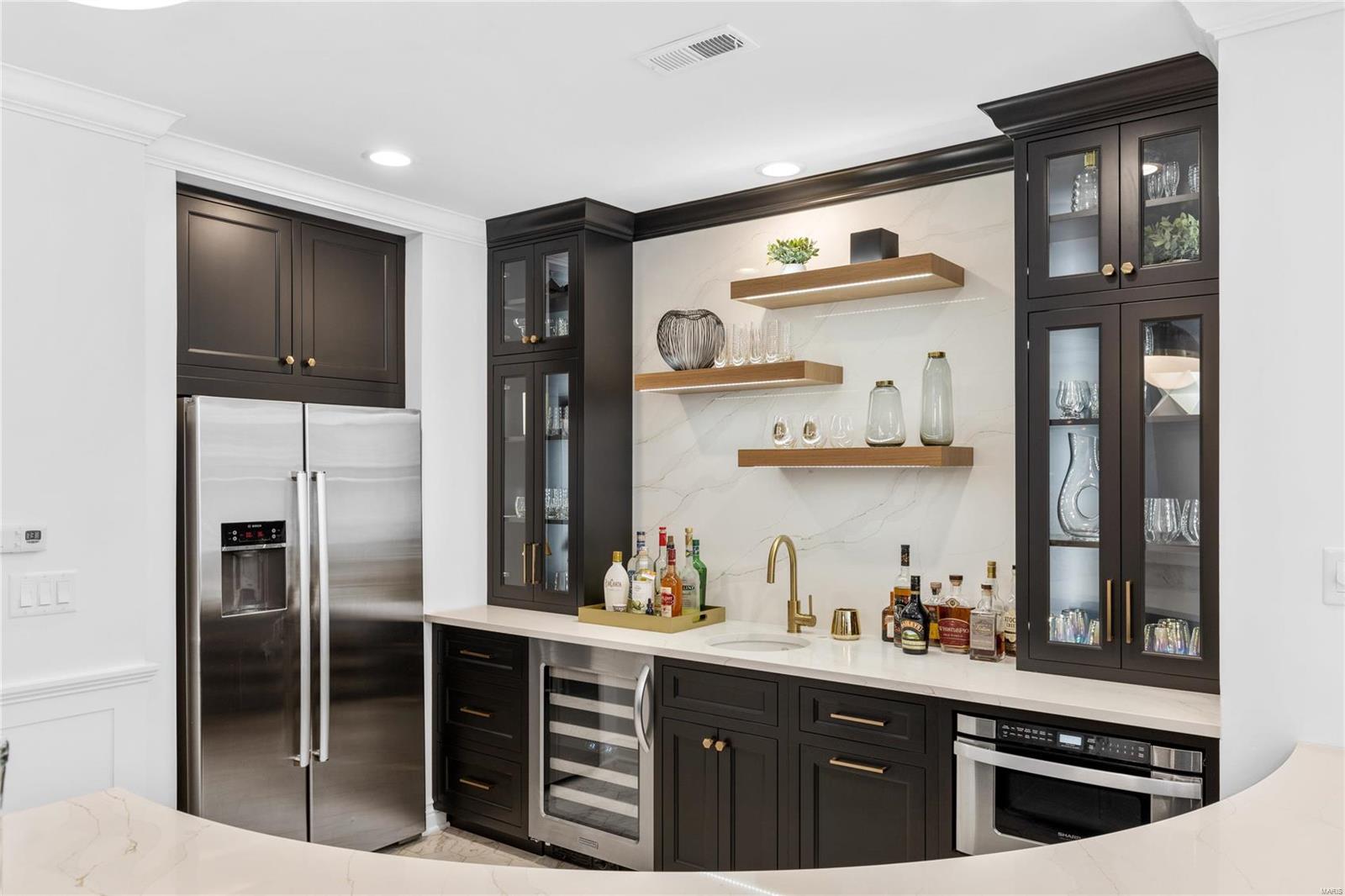 Whitmoor Upper Rdwy & Esmt - Residential