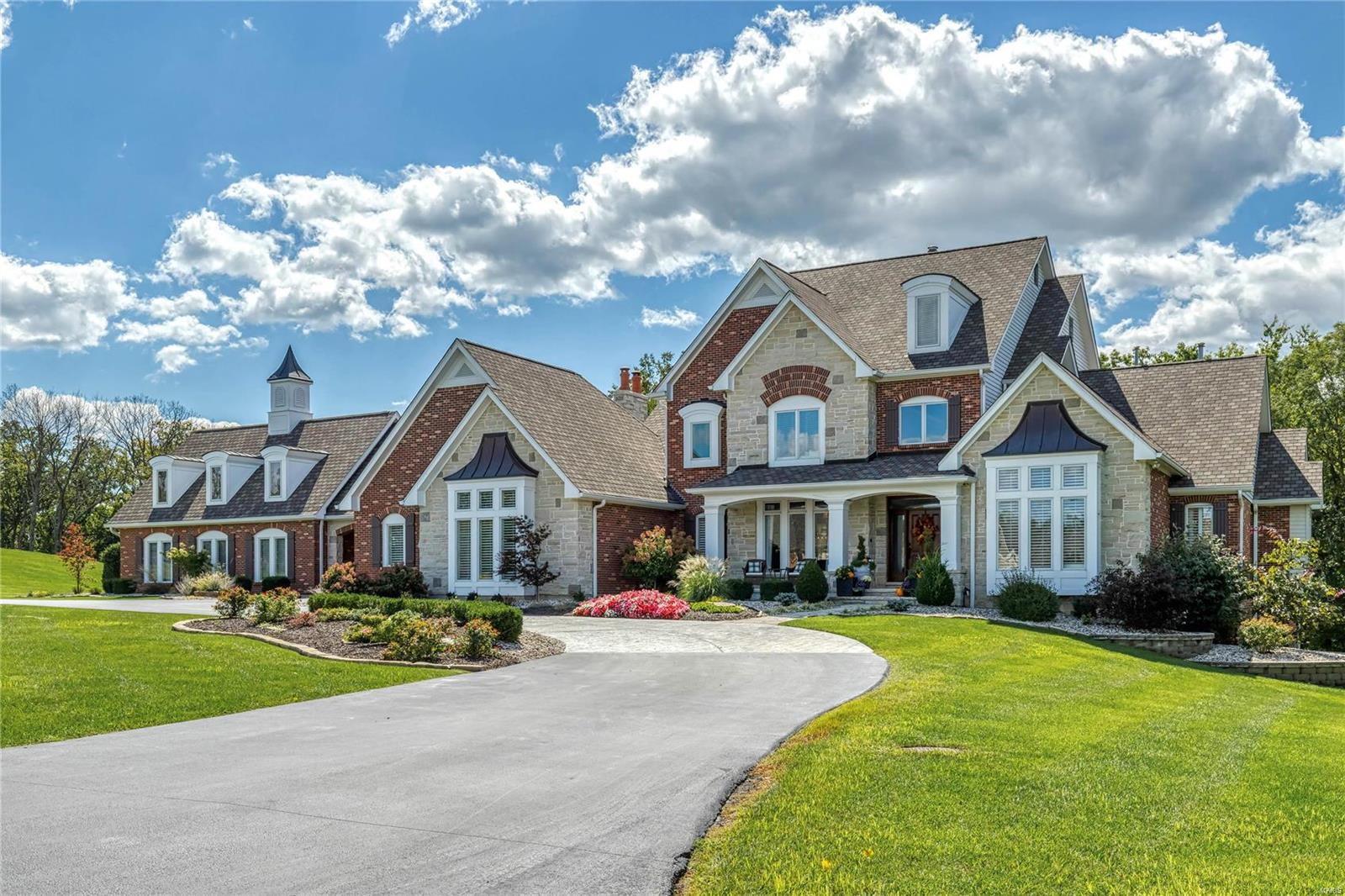 Whitmoor Upper Rdwy & Esmt - Residential