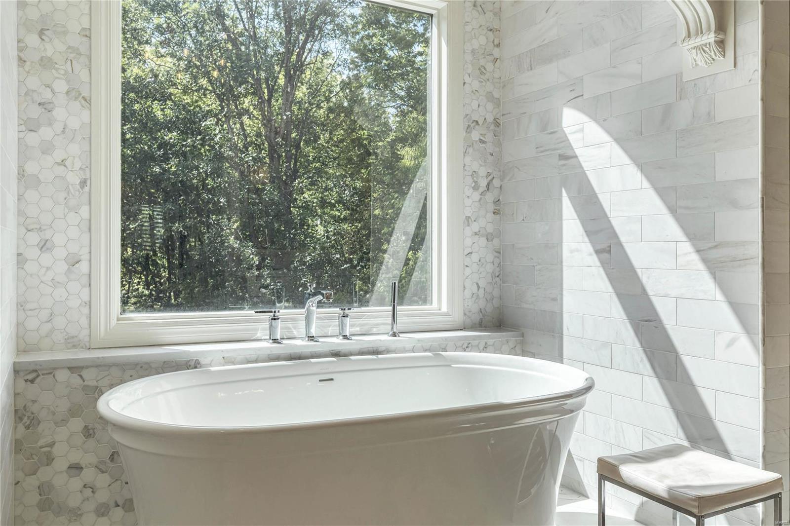 Whitmoor Upper Rdwy & Esmt - Residential