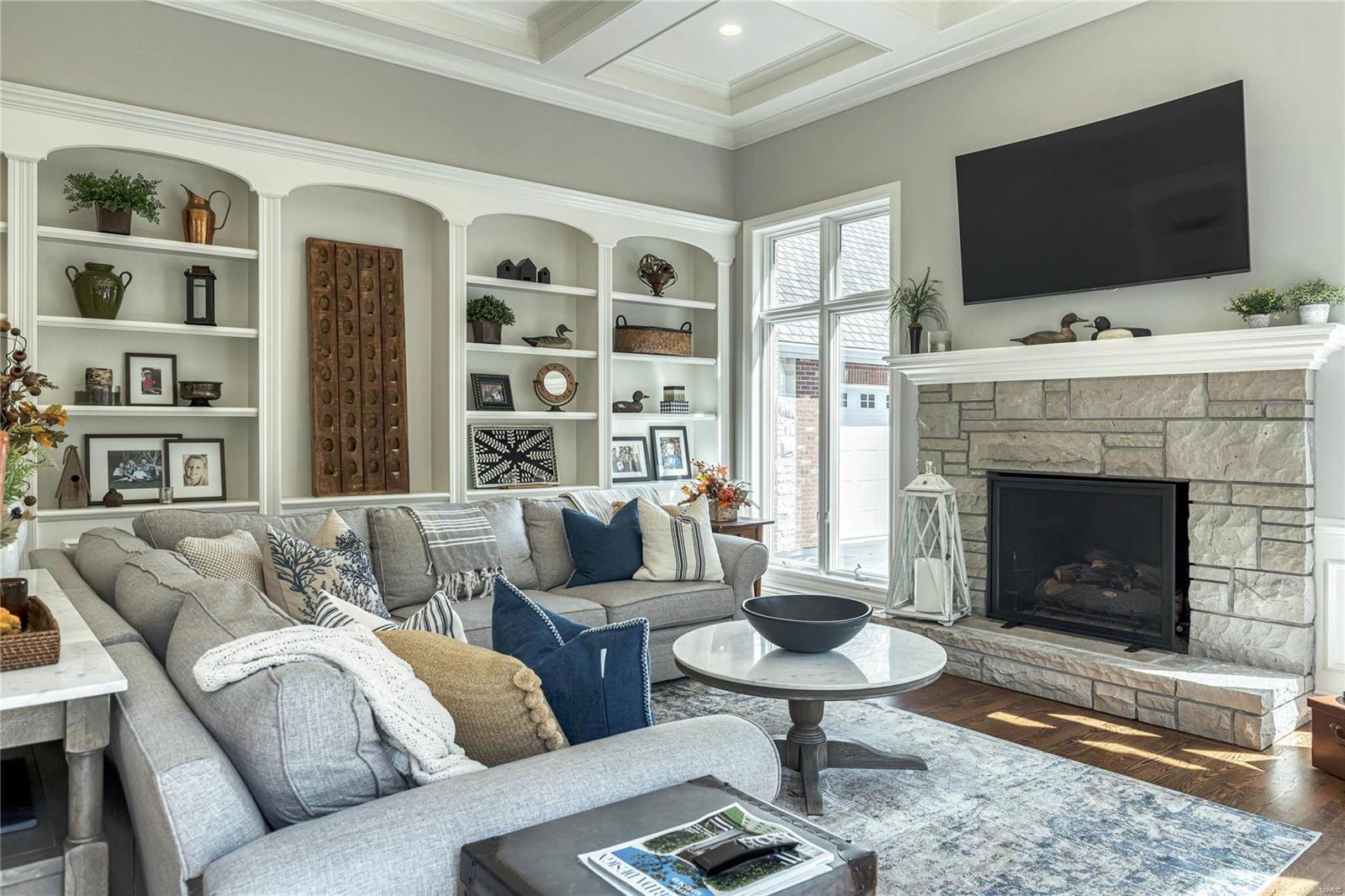 Whitmoor Upper Rdwy & Esmt - Residential