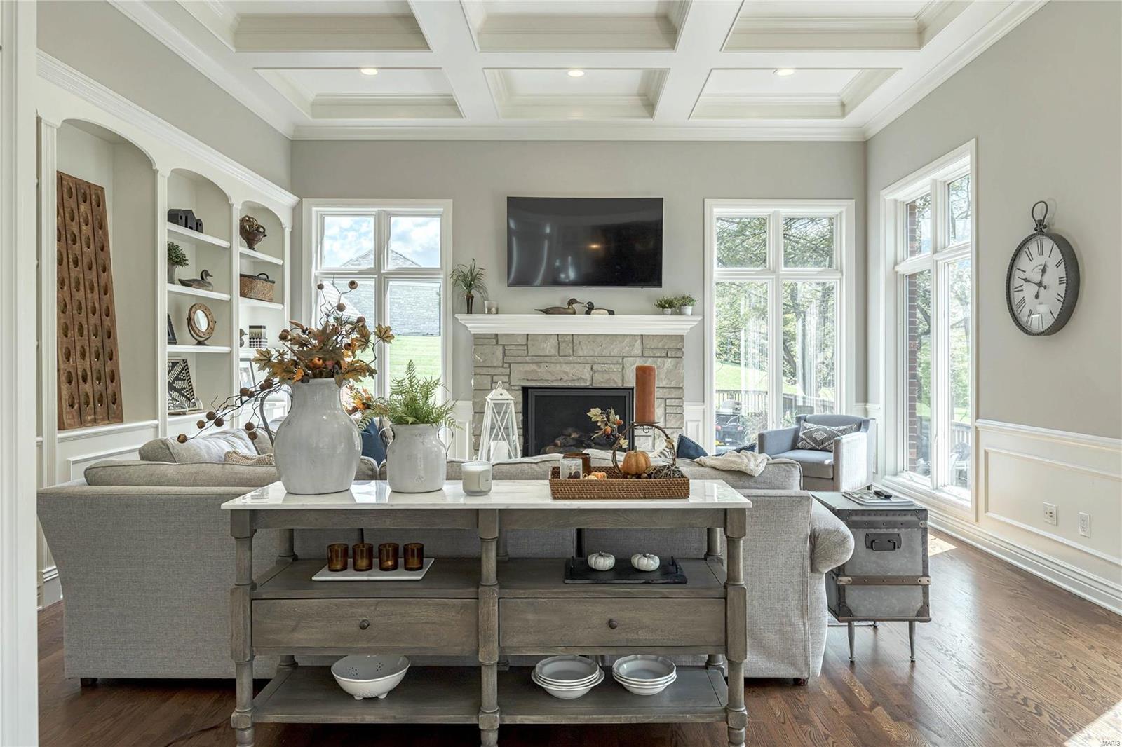 Whitmoor Upper Rdwy & Esmt - Residential