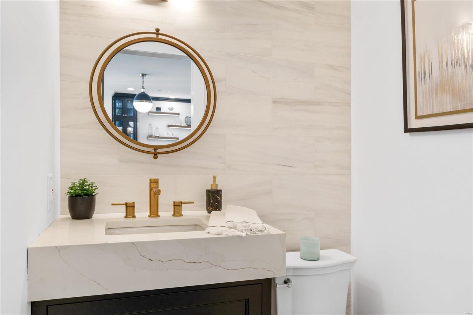 Whitmoor Upper Rdwy & Esmt - Residential