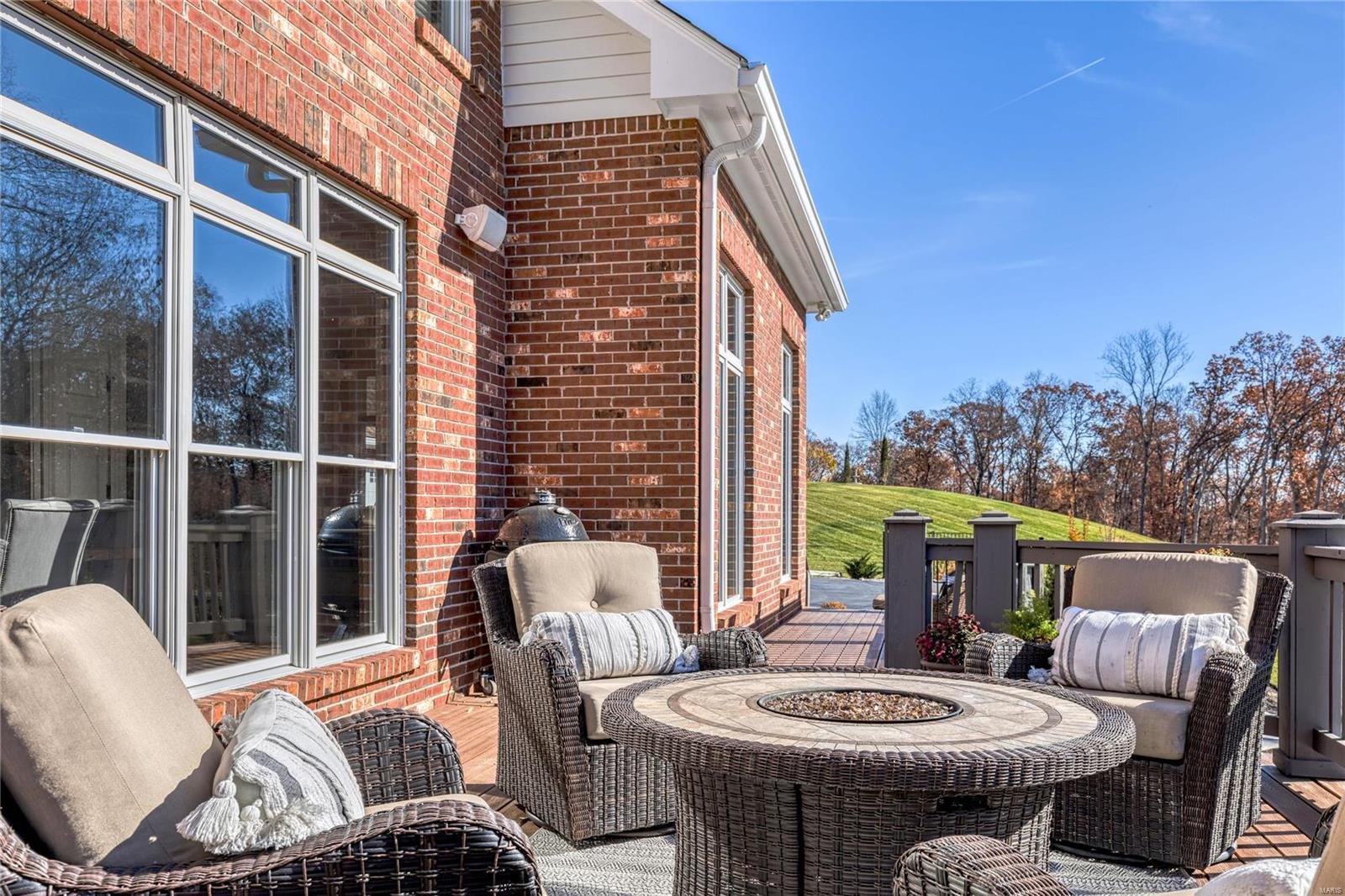 Whitmoor Upper Rdwy & Esmt - Residential