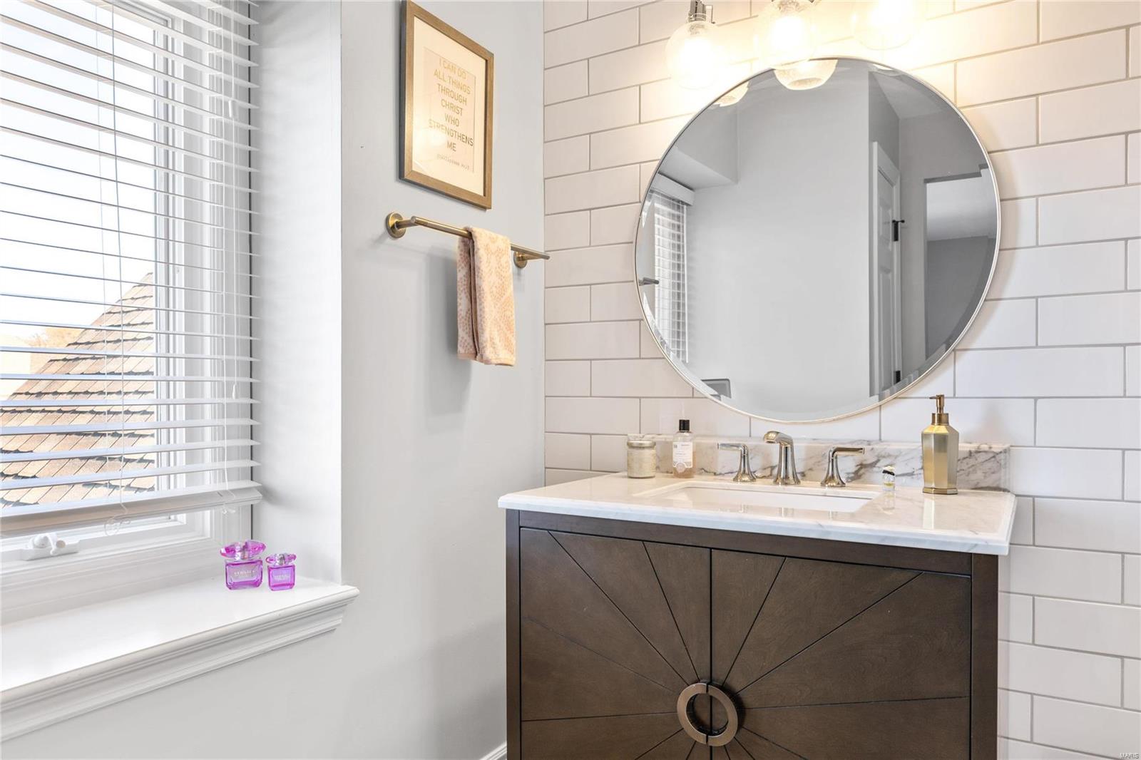 Whitmoor Upper Rdwy & Esmt - Residential