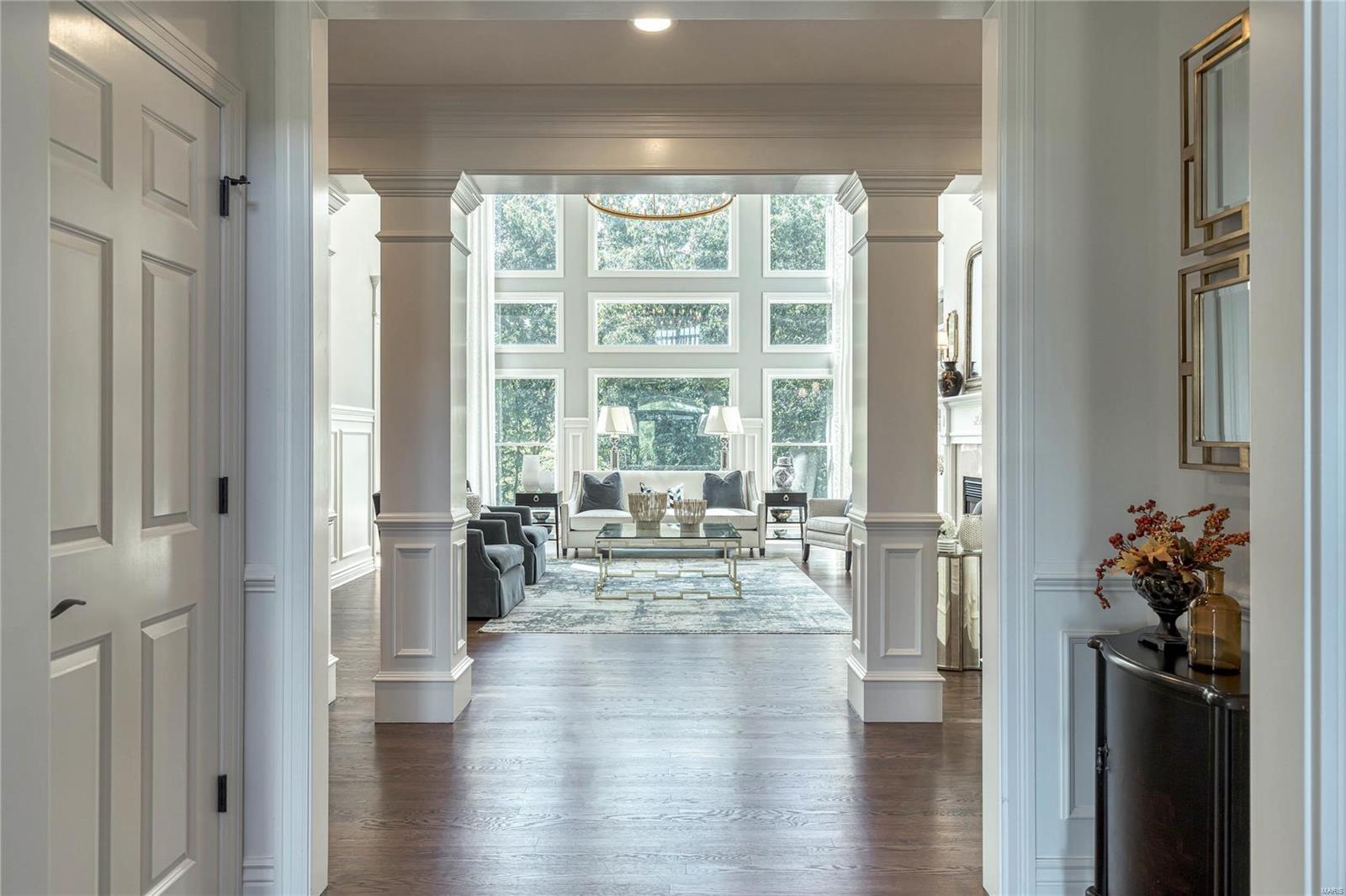 Whitmoor Upper Rdwy & Esmt - Residential