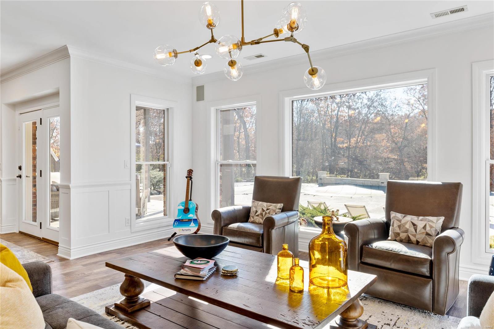 Whitmoor Upper Rdwy & Esmt - Residential