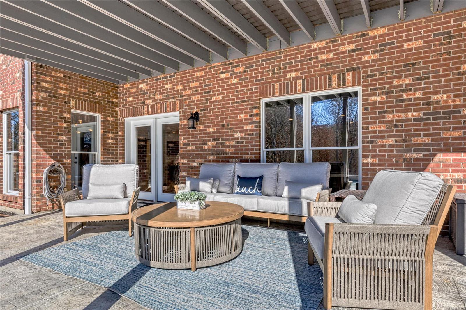 Whitmoor Upper Rdwy & Esmt - Residential