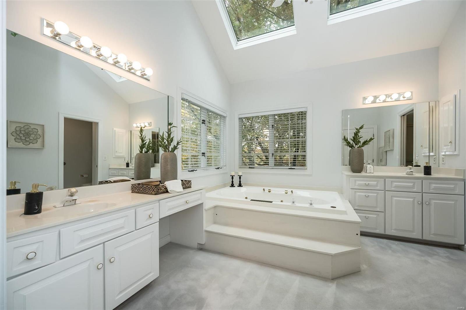 Kingspointe 2A - Residential