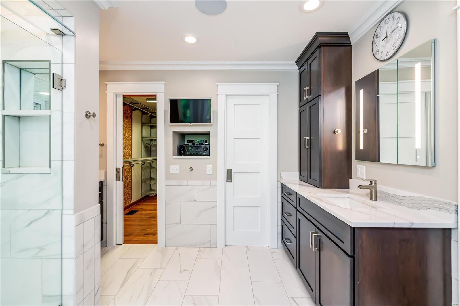 Chesterfield Lakes - Residential