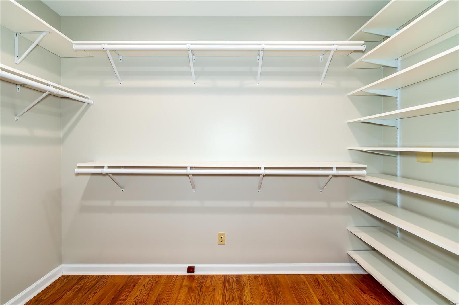 Chesterfield Lakes - Residential