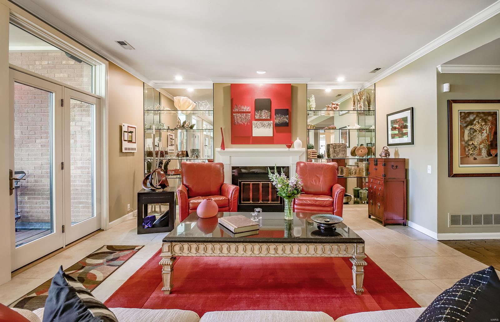 Kingsbury Place - Clayton Condo - Residential