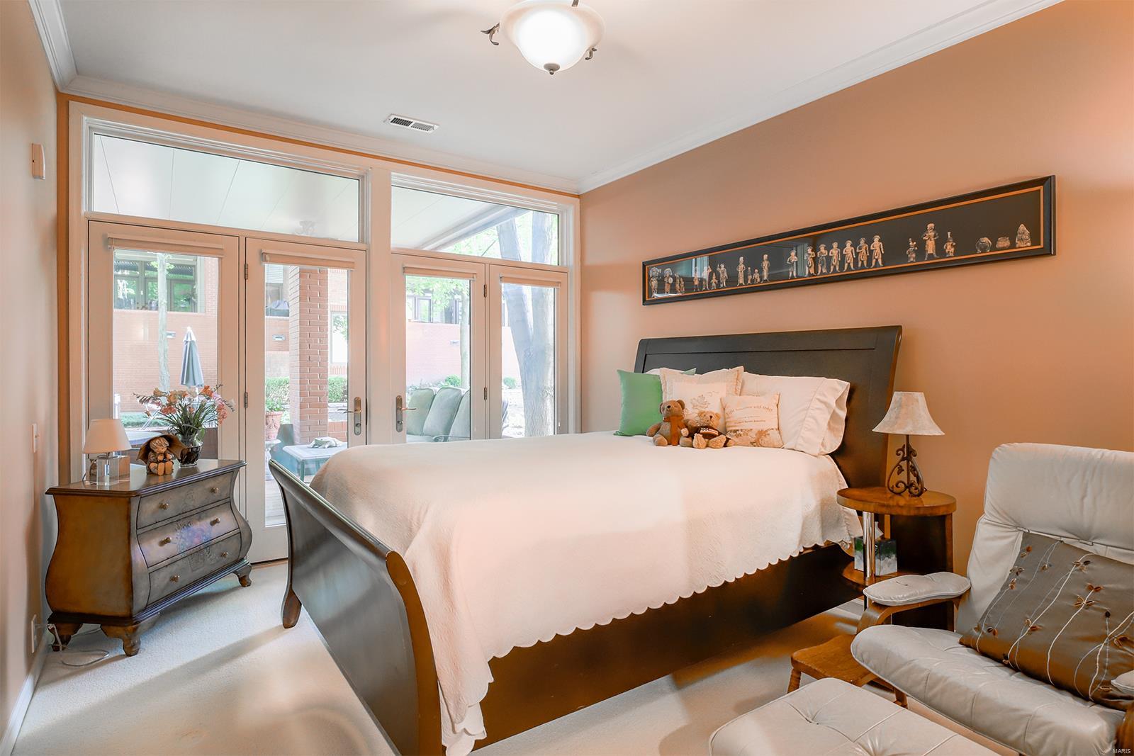 Kingsbury Place - Clayton Condo - Residential