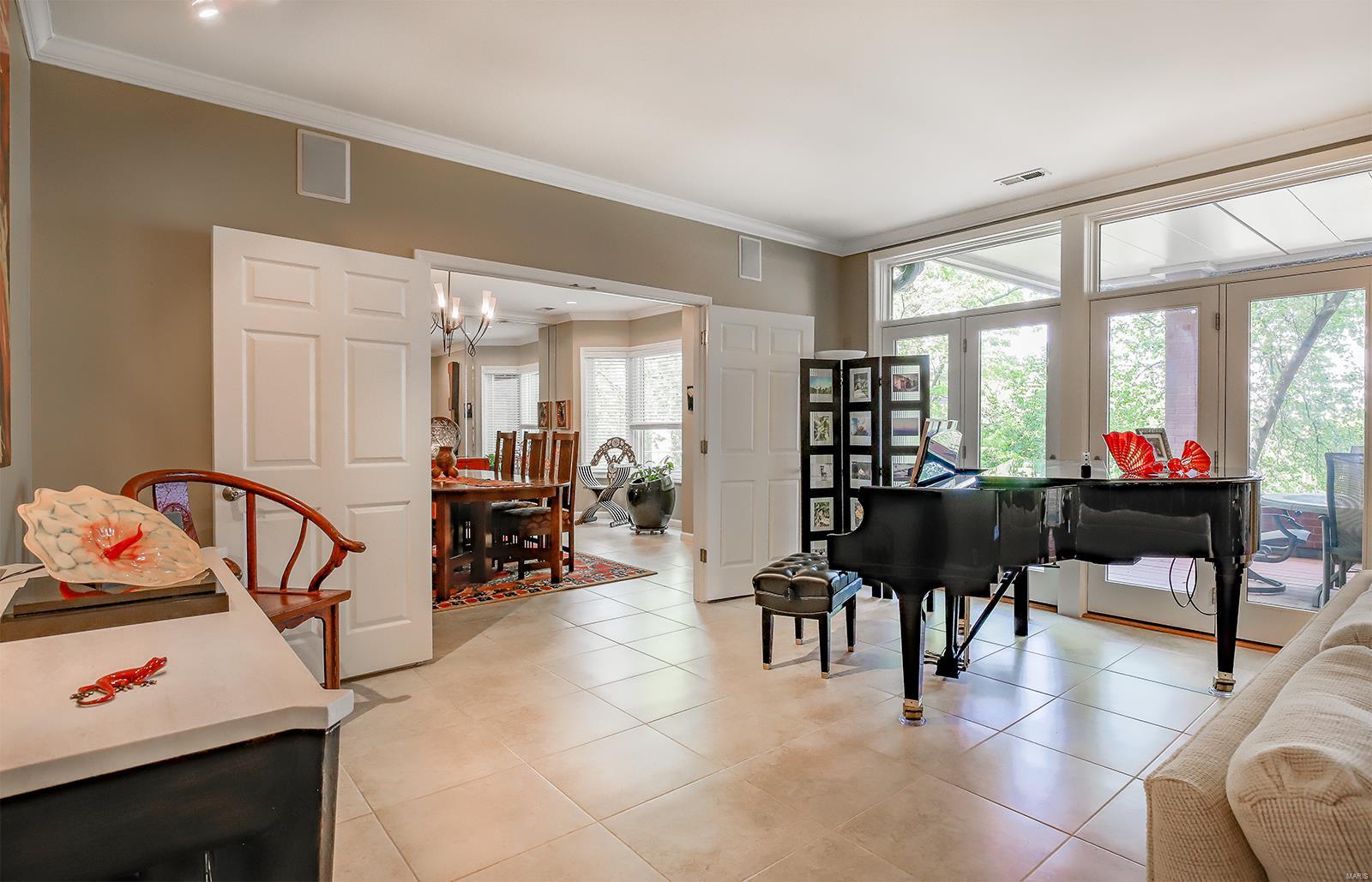 Kingsbury Place - Clayton Condo - Residential