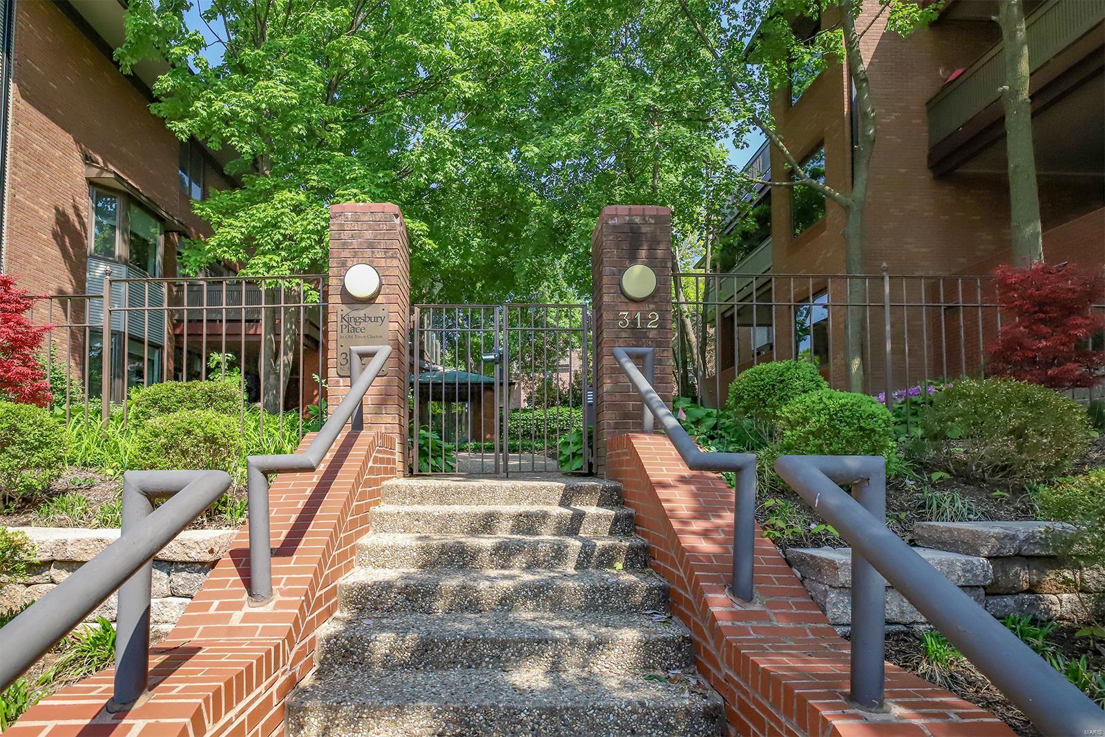 Kingsbury Place - Clayton Condo - Residential