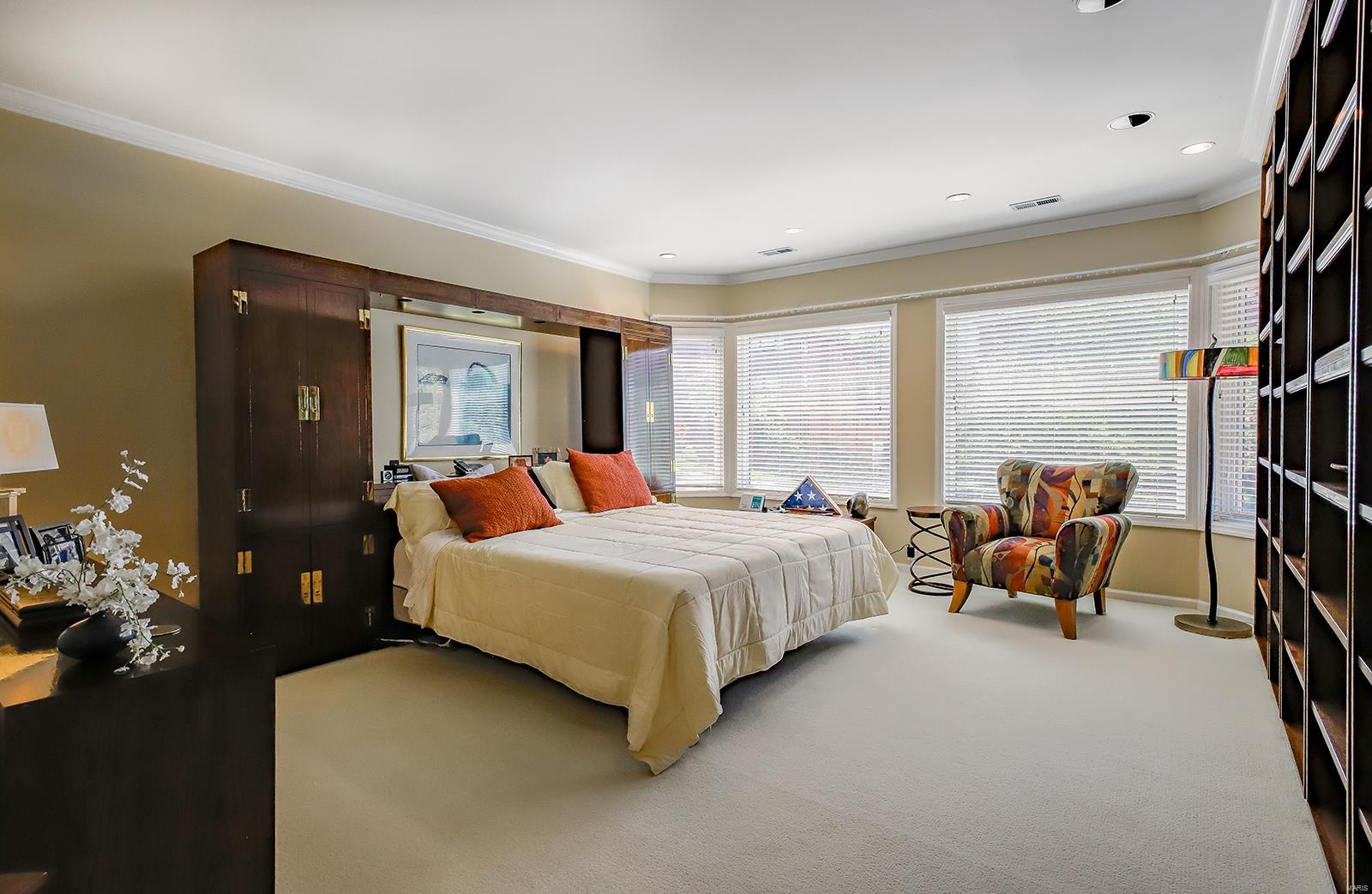 Kingsbury Place - Clayton Condo - Residential