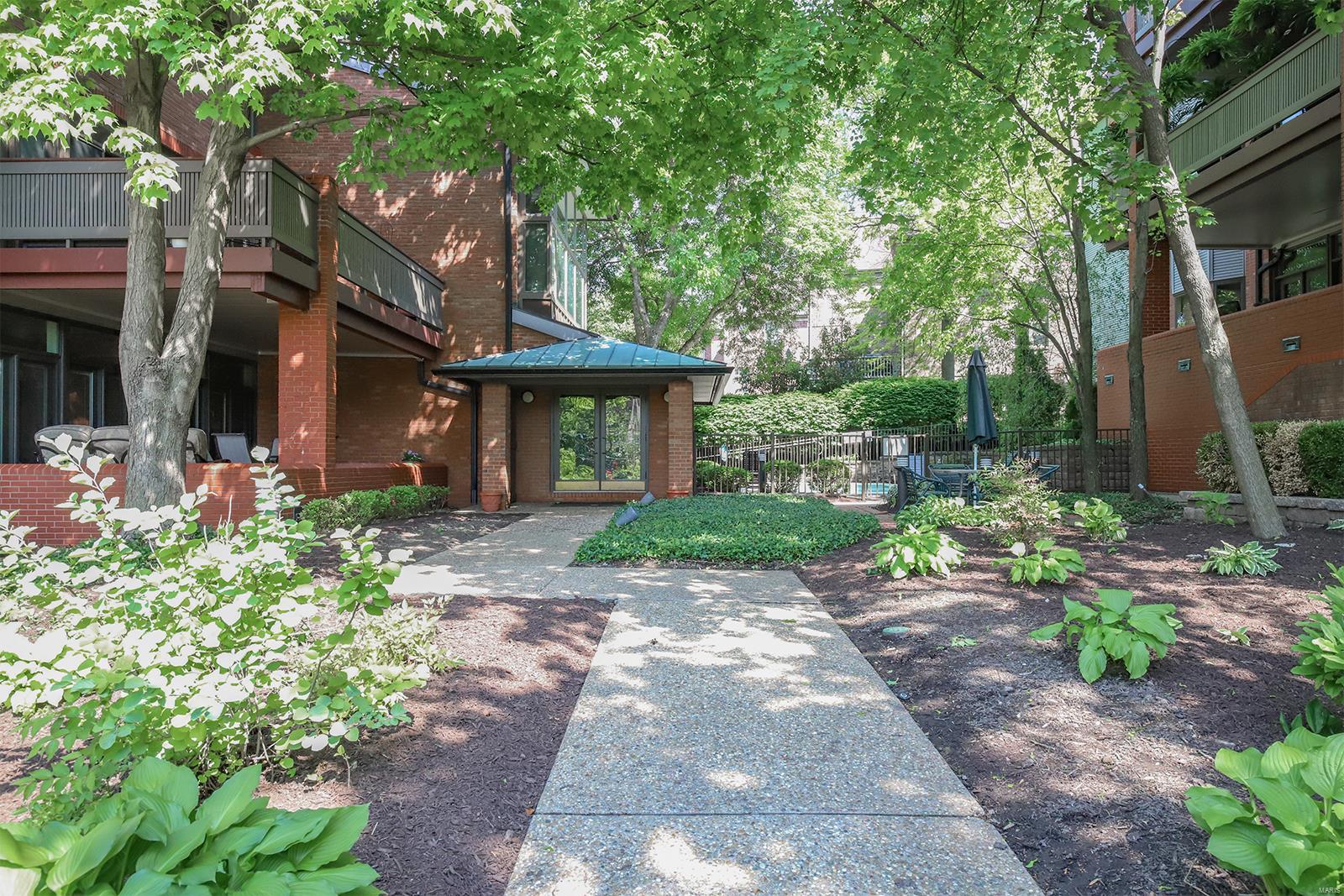 Kingsbury Place - Clayton Condo - Residential