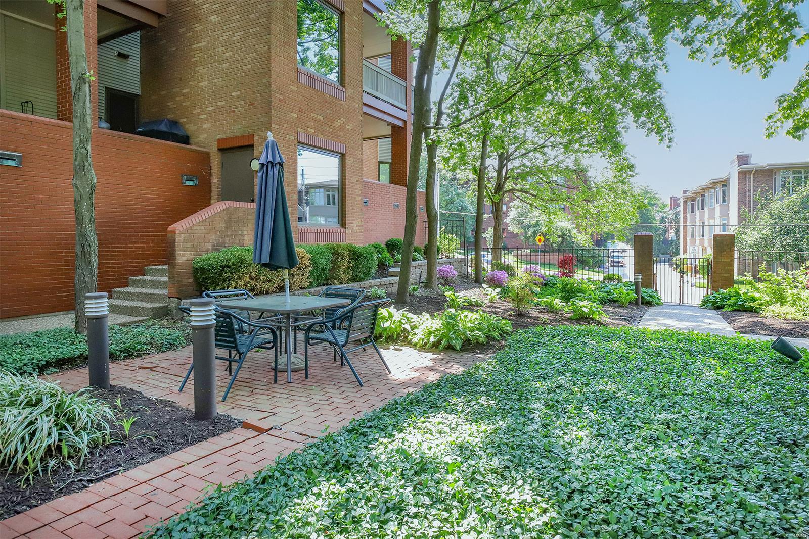 Kingsbury Place - Clayton Condo - Residential