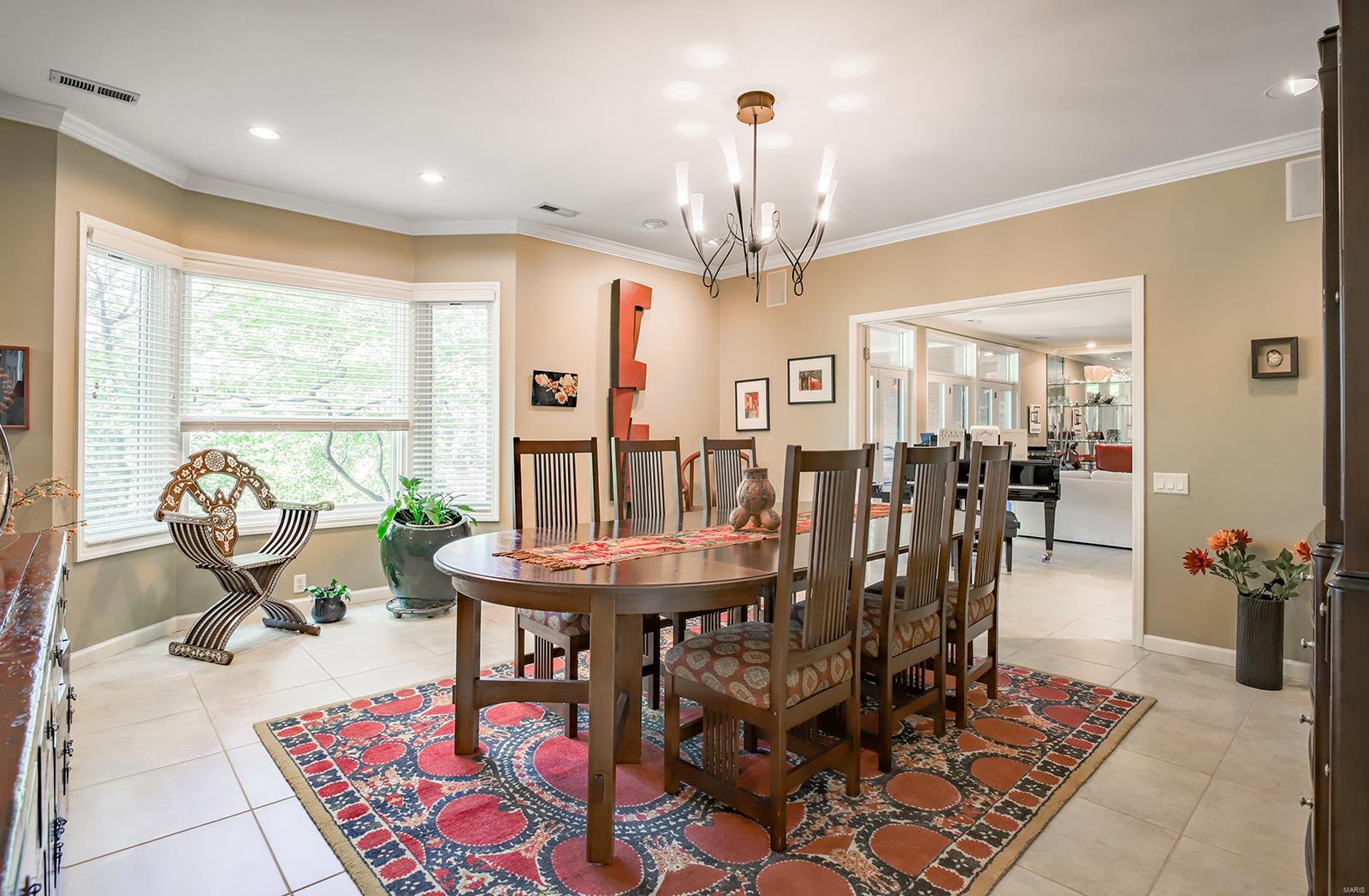 Kingsbury Place - Clayton Condo - Residential