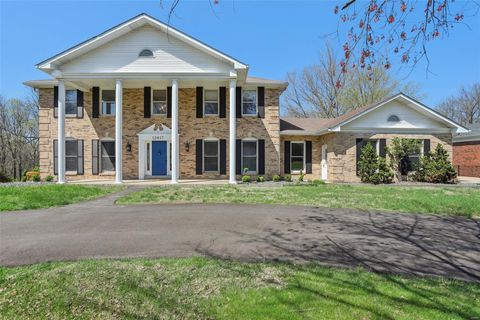 12817 Pointe Dr Sunset Hills MO 63127