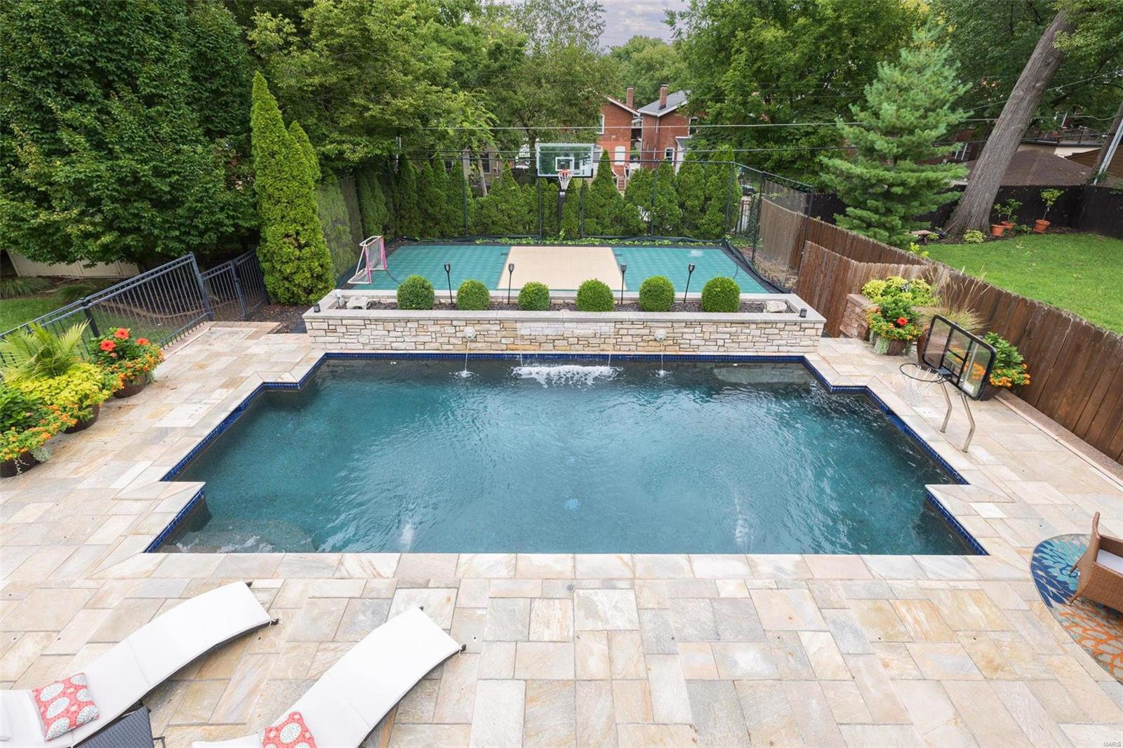 Forsyth Place - Residential