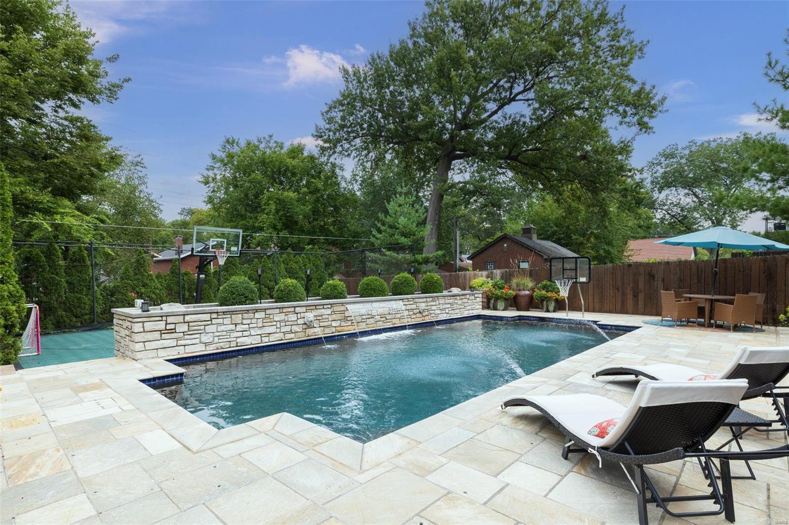 Forsyth Place - Residential