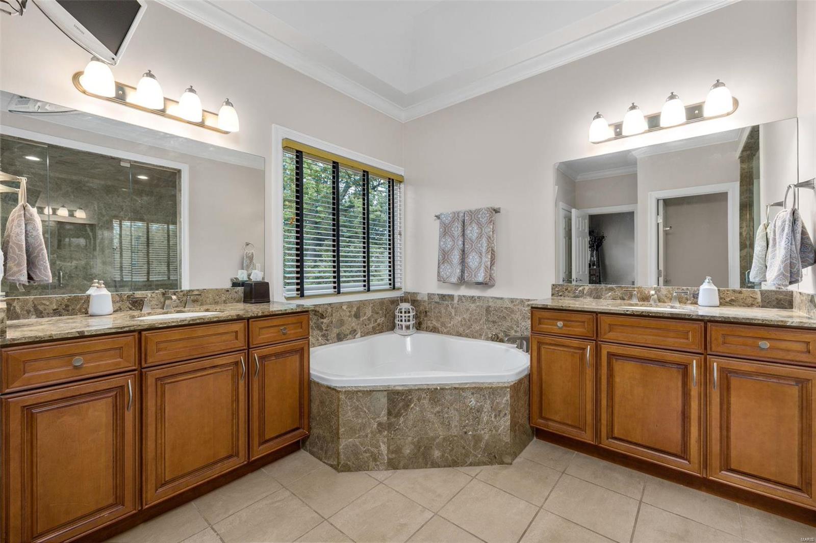 Forsyth Place - Residential