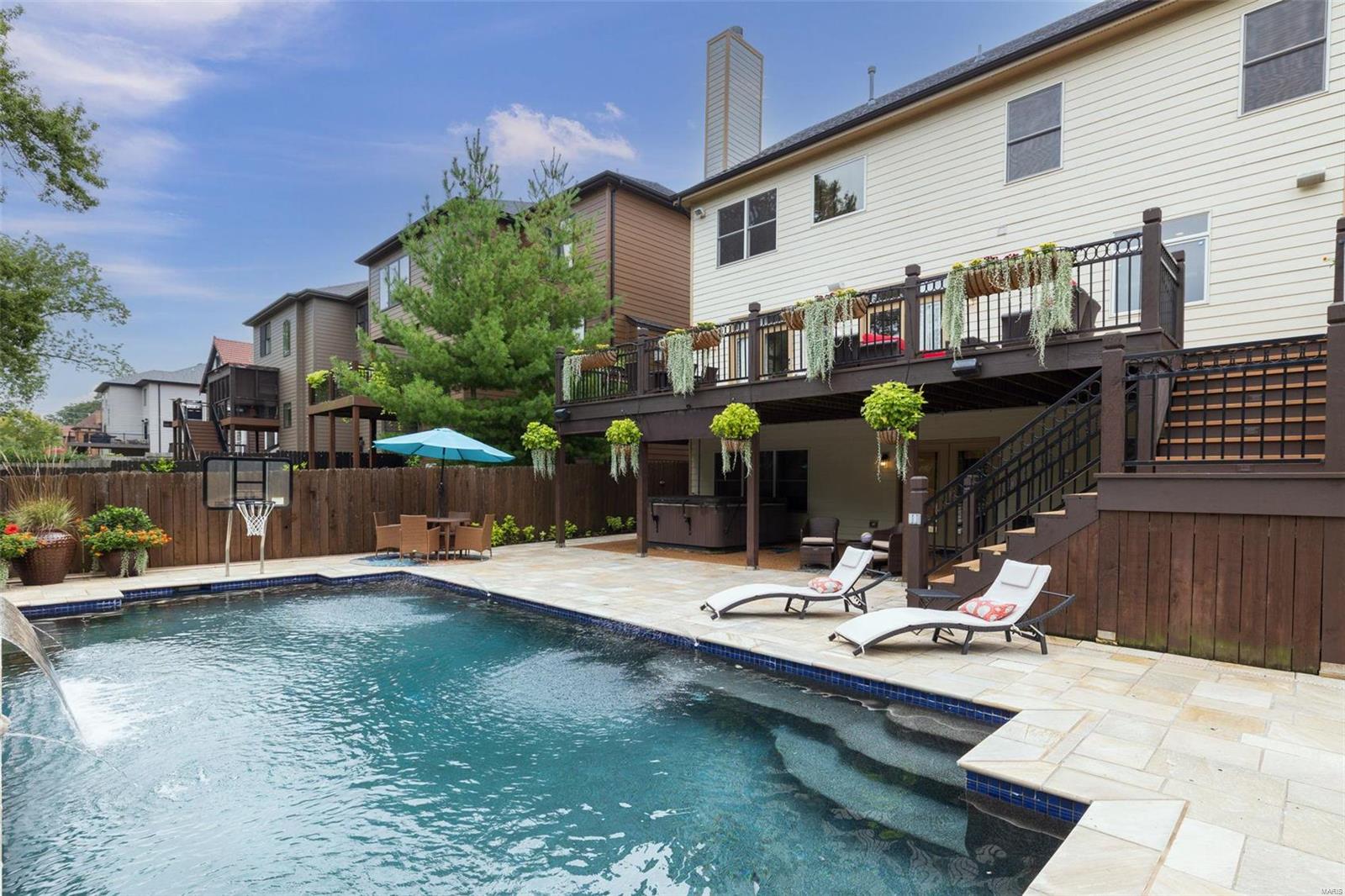 Forsyth Place - Residential