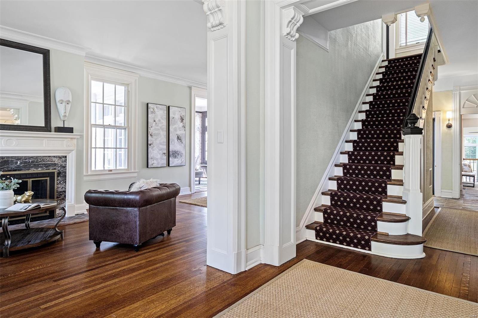 Flower Hill - Residential