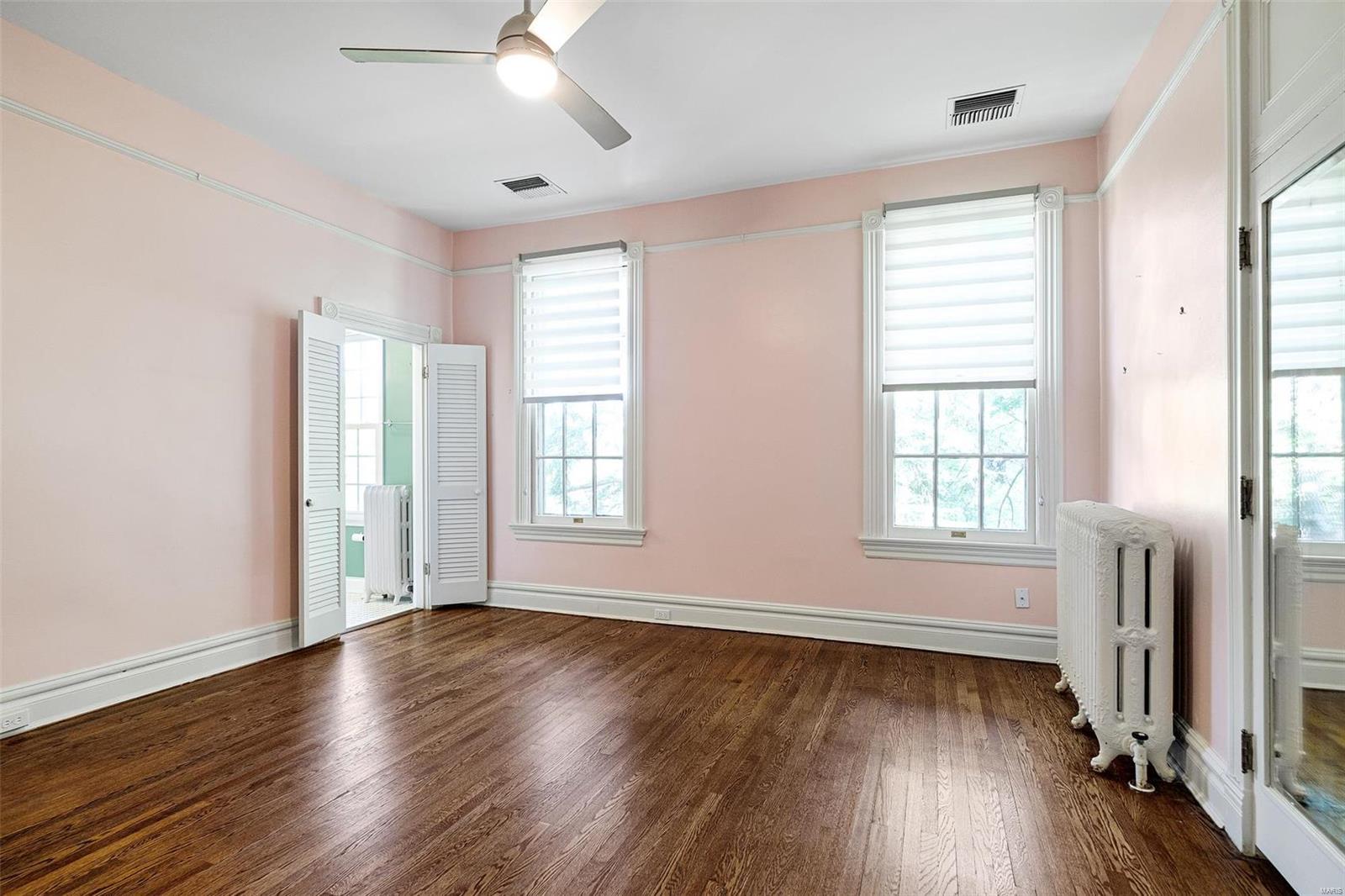 Flower Hill - Residential