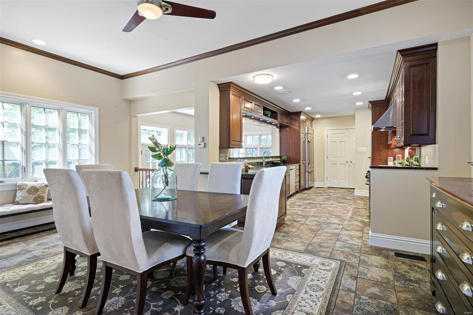 Flower Hill - Residential