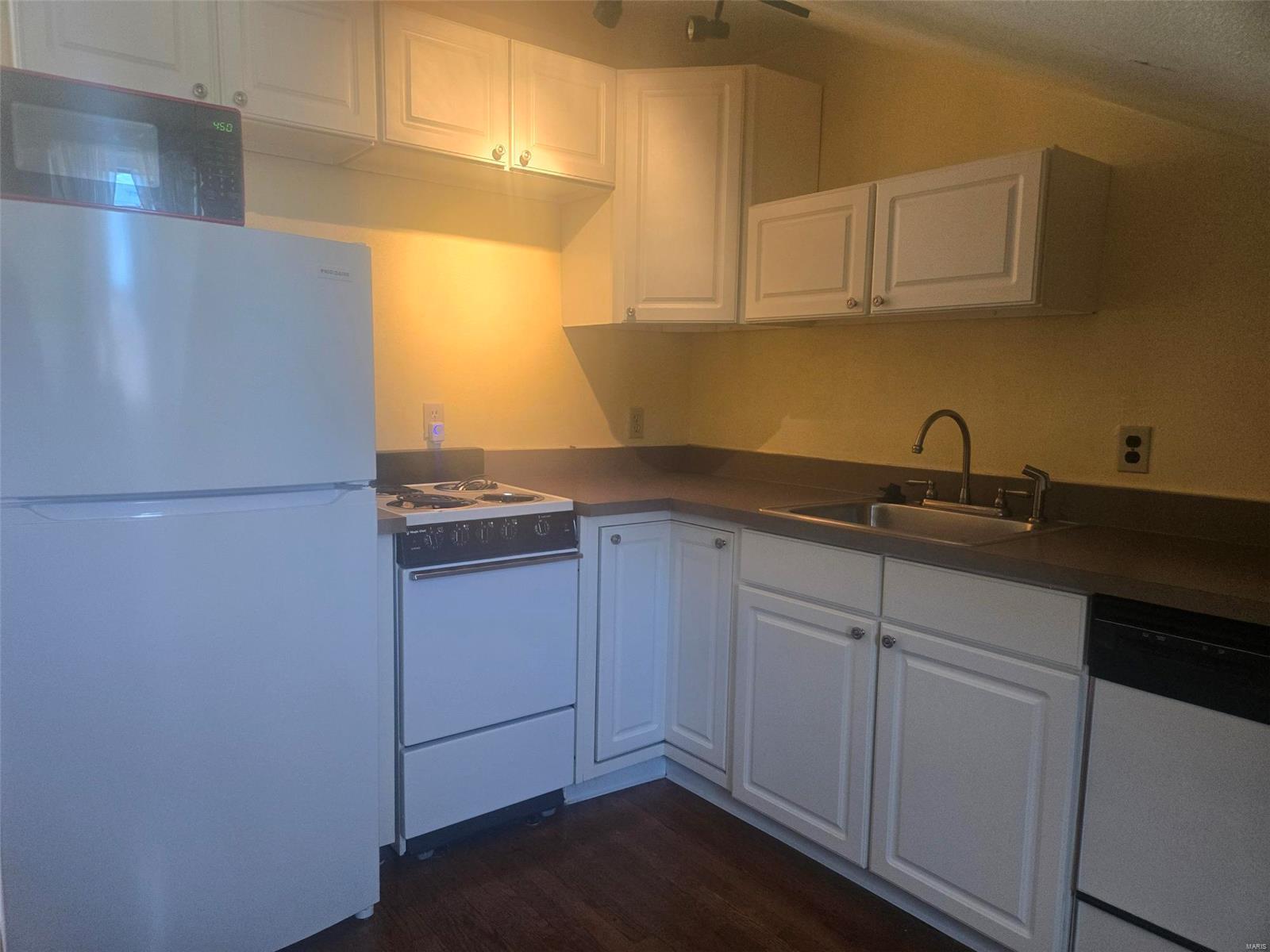 St Charles, Missouri 63301, United States, ,Commercial,Pending,16332