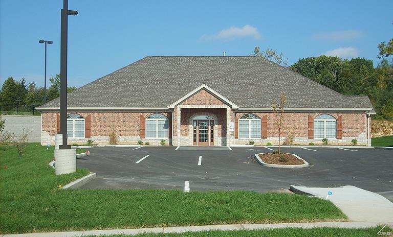 Peruque Crossing 01 - Commercial Lease