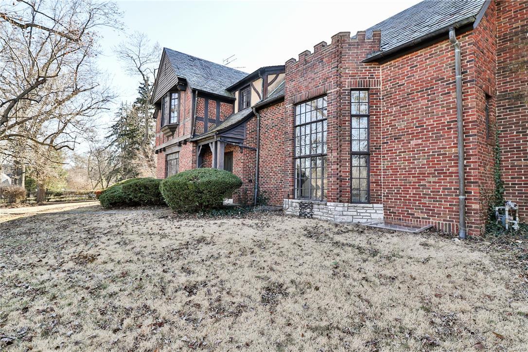 Morris Hezel Estate - Residential