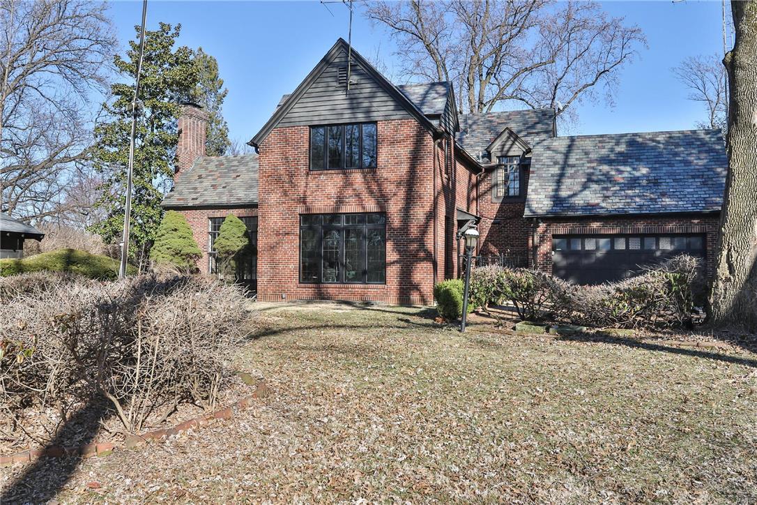 Morris Hezel Estate - Residential