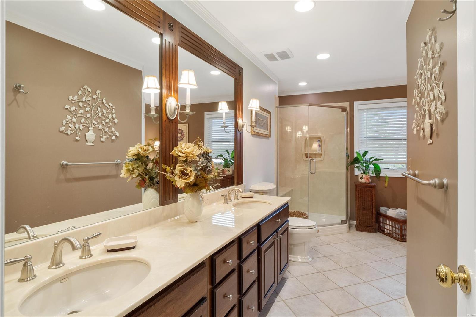 Creve Coeur Place - Residential