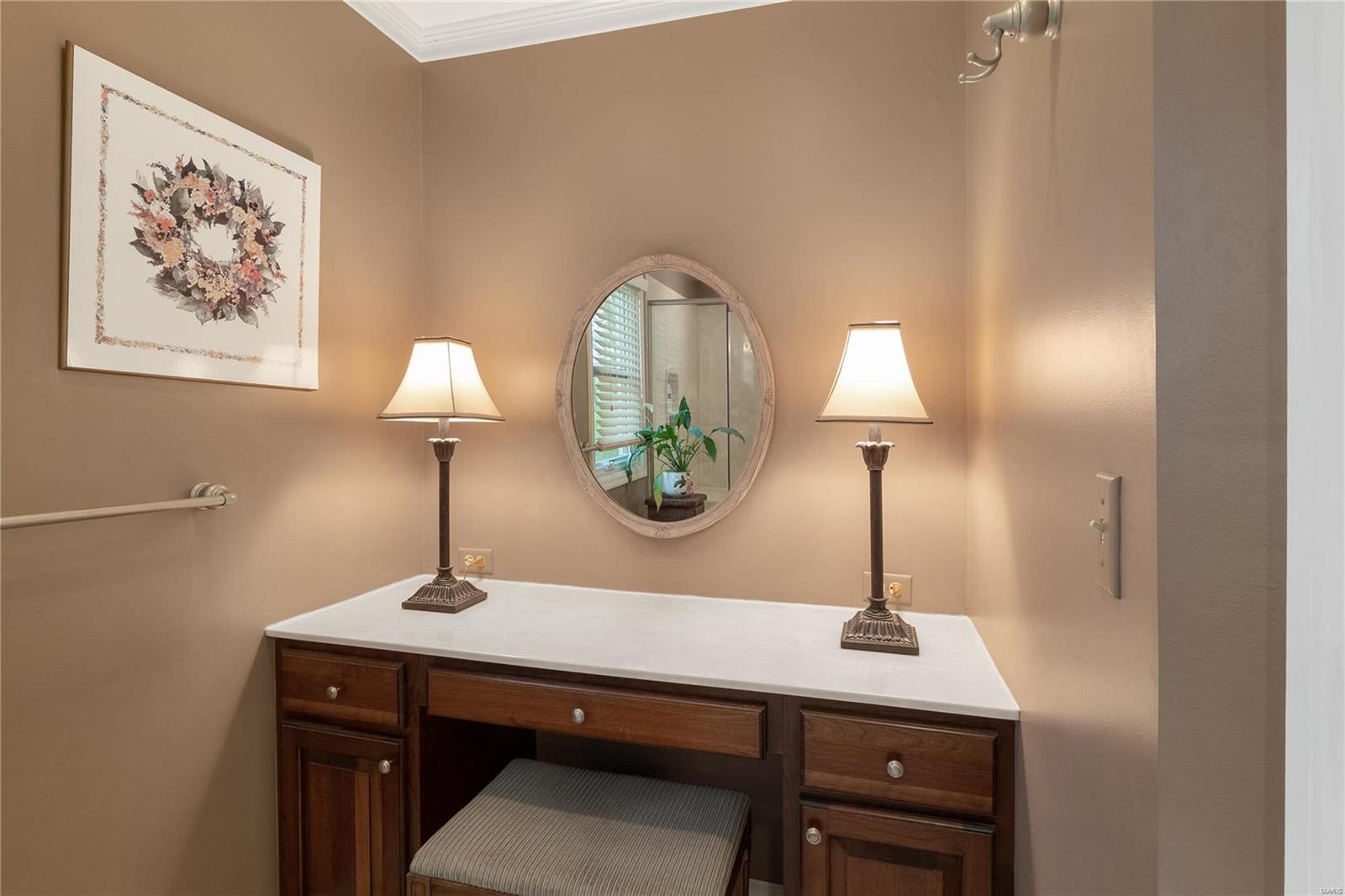 Creve Coeur Place - Residential