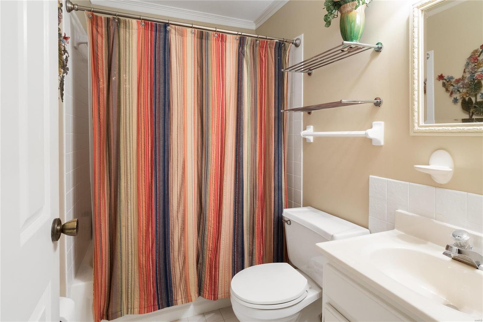 Creve Coeur Place - Residential