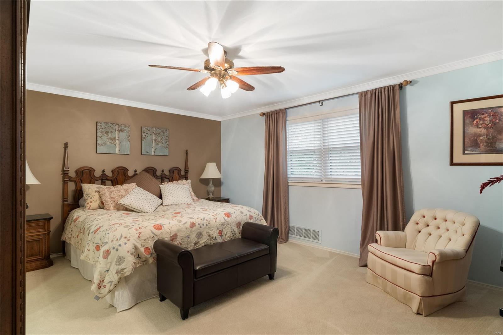 Creve Coeur Place - Residential