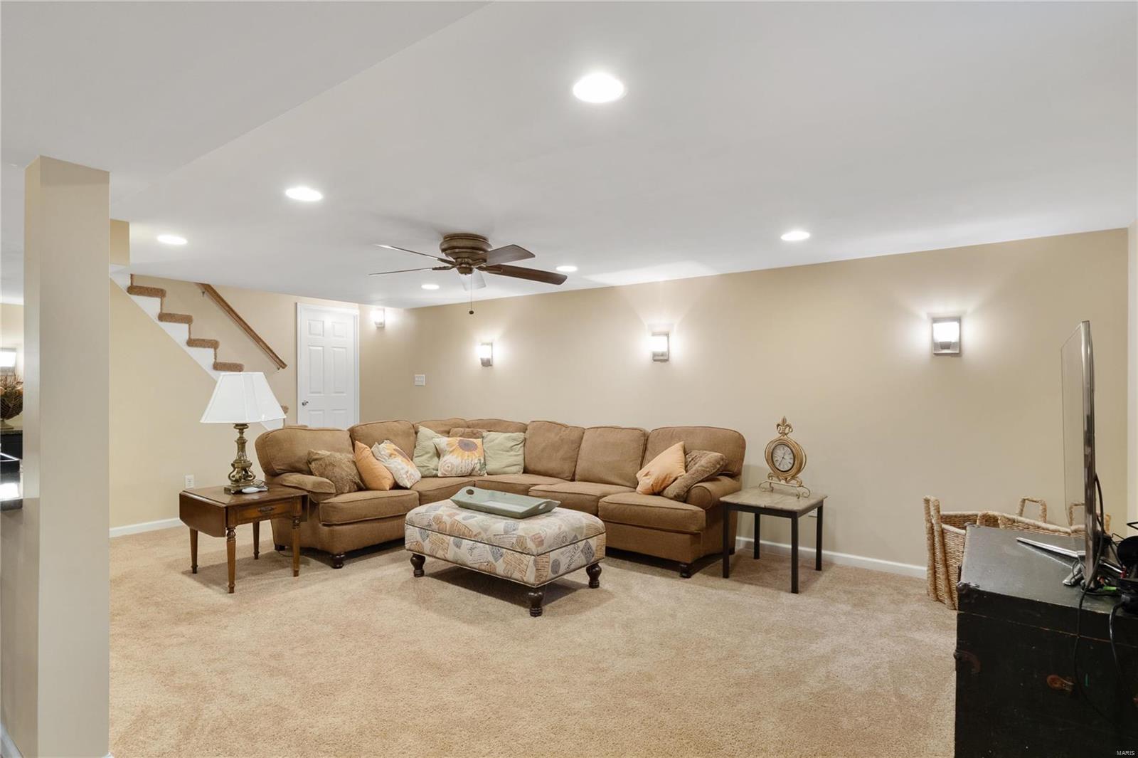 Creve Coeur Place - Residential