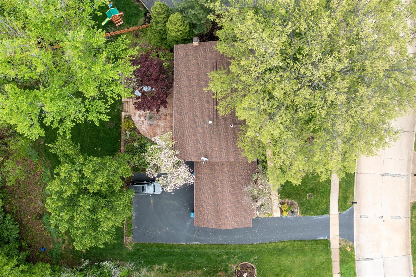 Creve Coeur Place - Residential