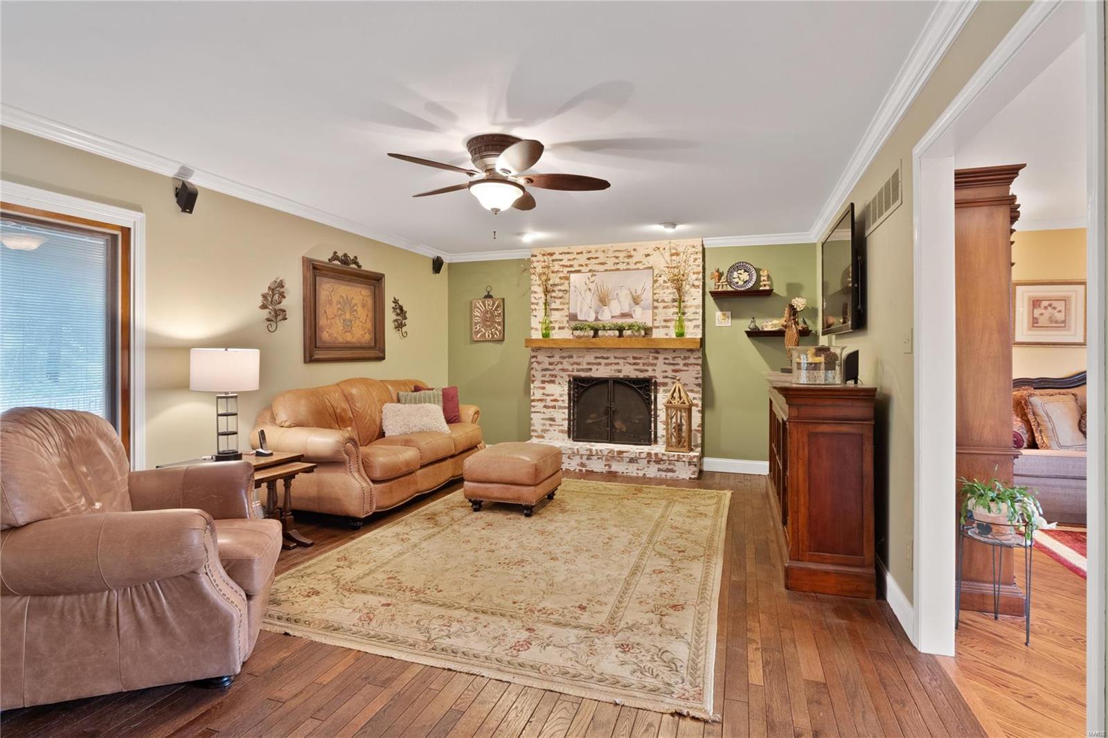 Creve Coeur Place - Residential