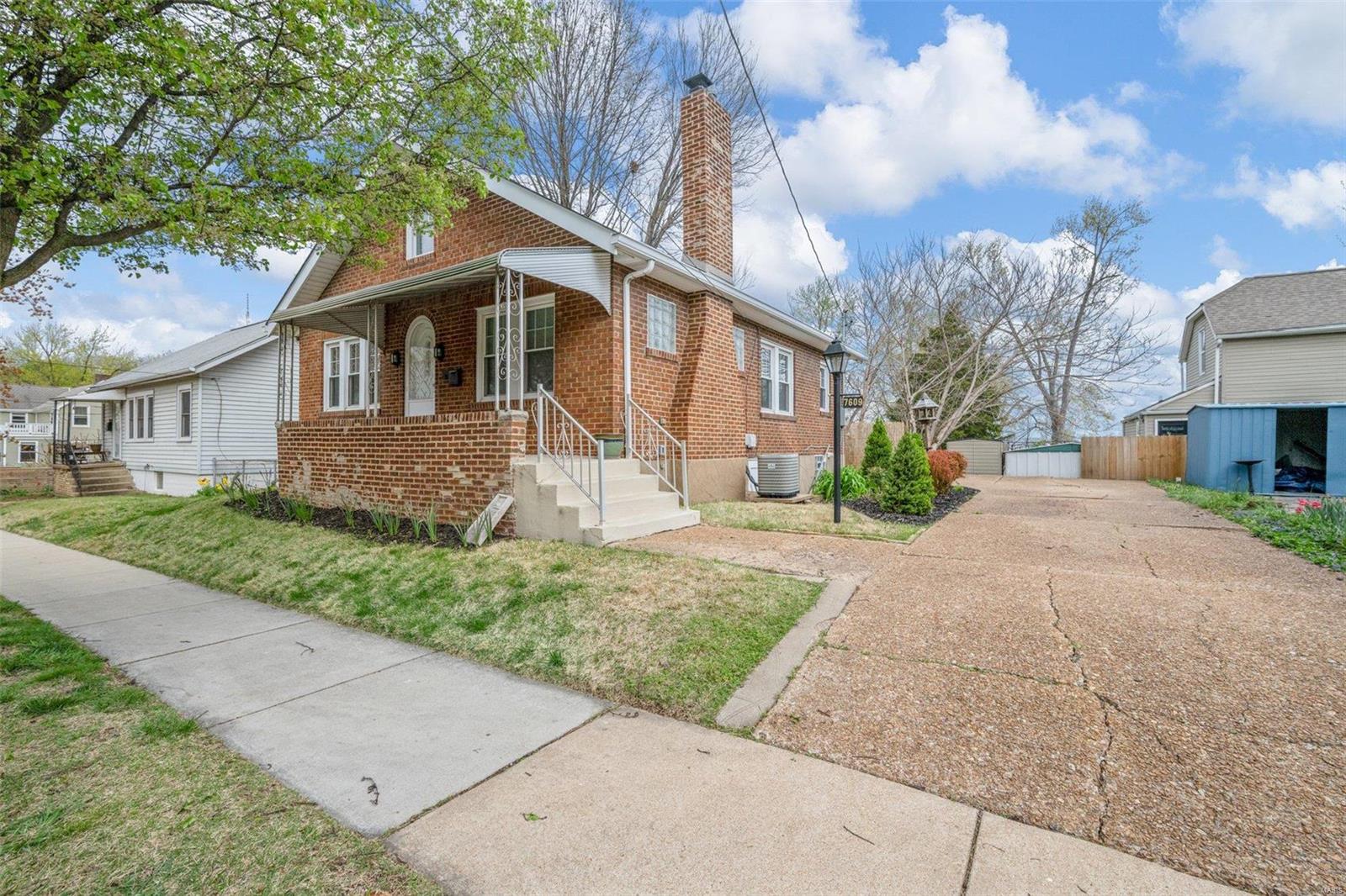 Burgess Sub Of Laclede - Residential