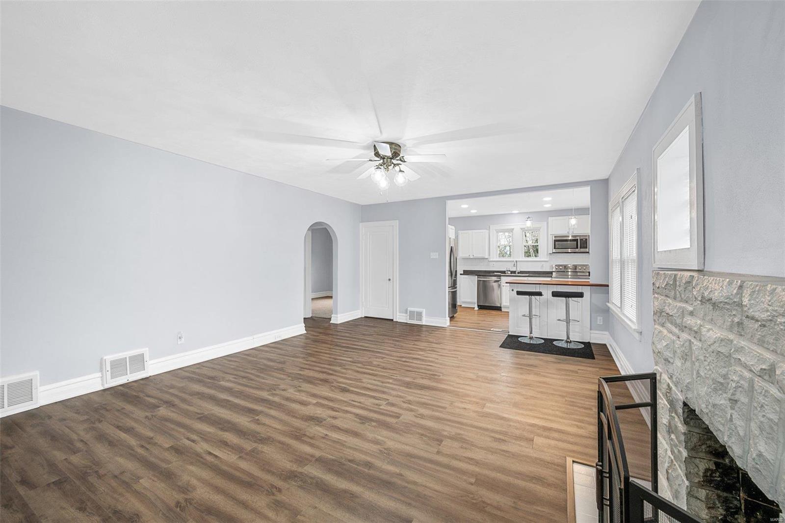 Burgess Sub Of Laclede - Residential