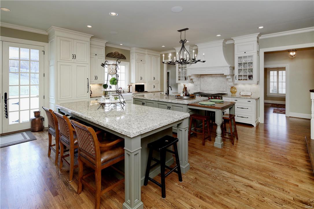 BUCKLAND HALL - Residential