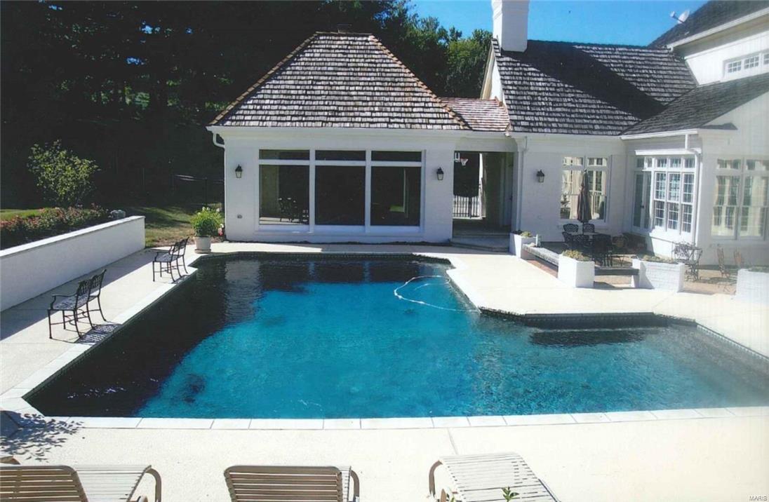 BUCKLAND HALL - Residential