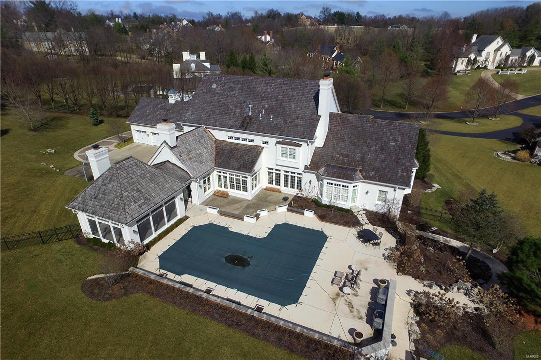 BUCKLAND HALL - Residential