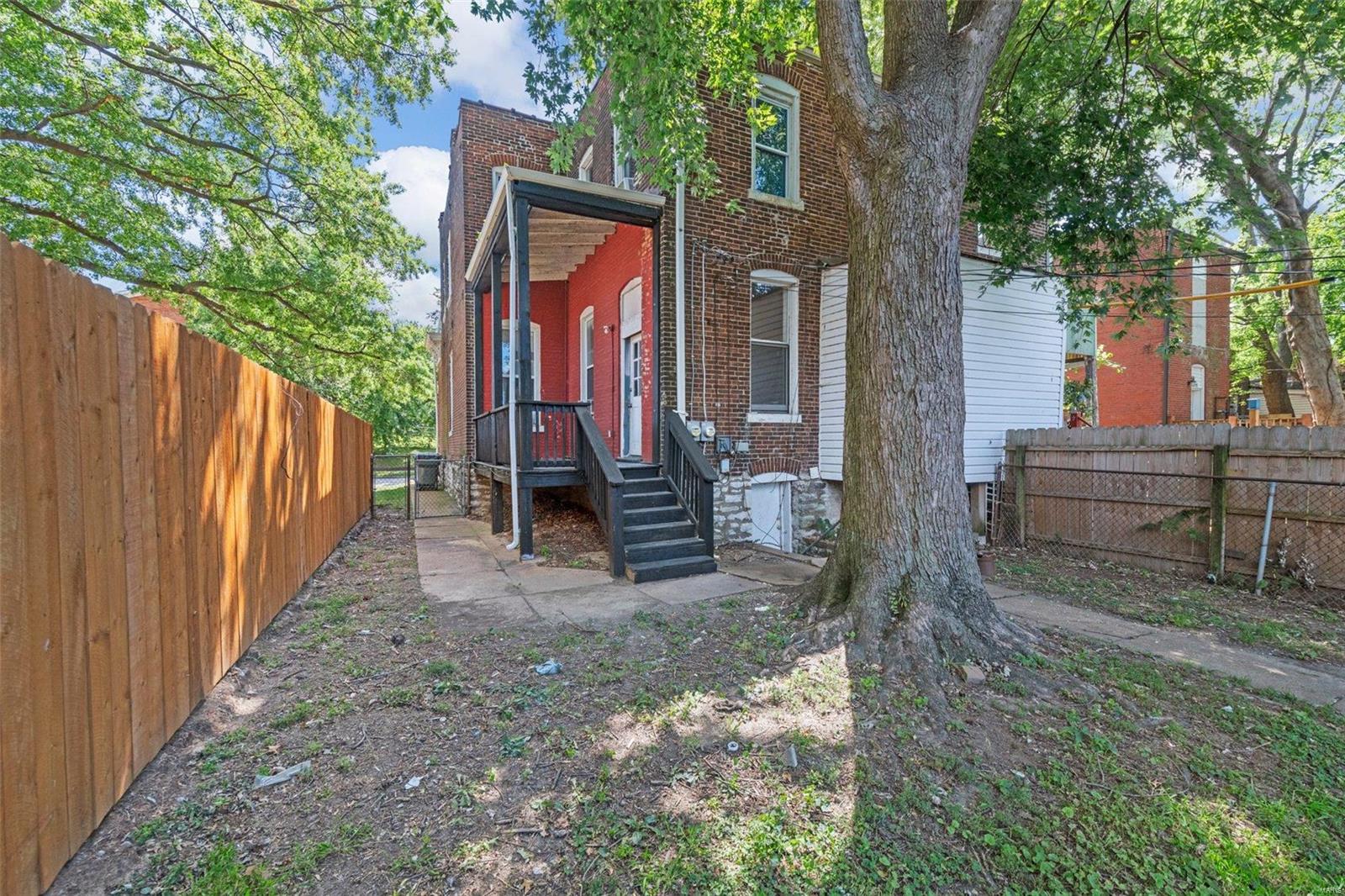 St Louis Commons Add - Residential Income
