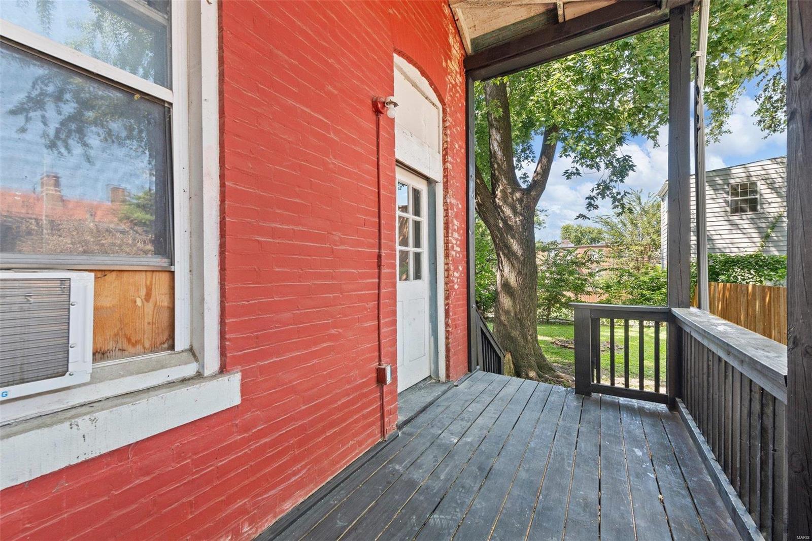 St Louis Commons Add - Residential Income
